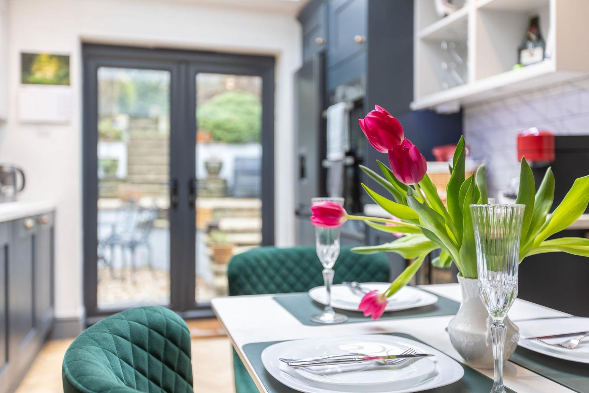 Stone Cottage In Picturesque North Yorkshire Village - Bull Dog Cottage Ampleforth Eksteriør bilde