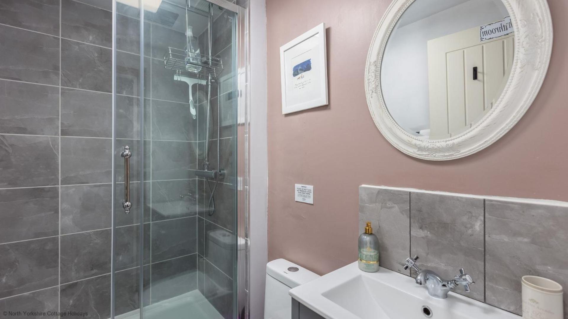 Stone Cottage In Picturesque North Yorkshire Village - Bull Dog Cottage Ampleforth Eksteriør bilde